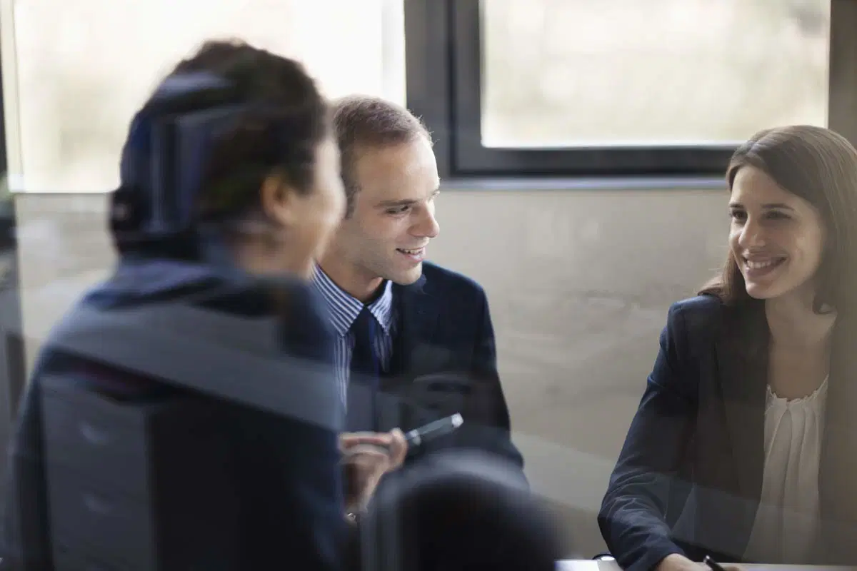 Arkadaşının İş Bulmasına Nasıl Yardımcı Olabilirsin?