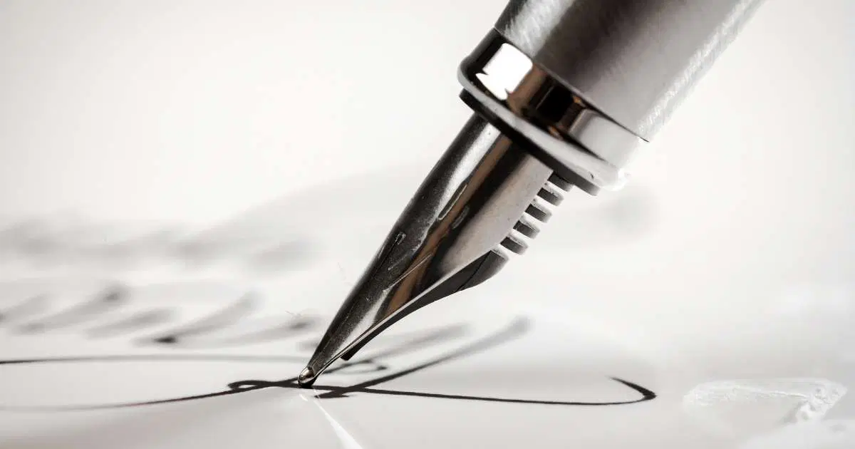 Dijital Dünyadan Nostaljik Kaçış: Dolma Kalem