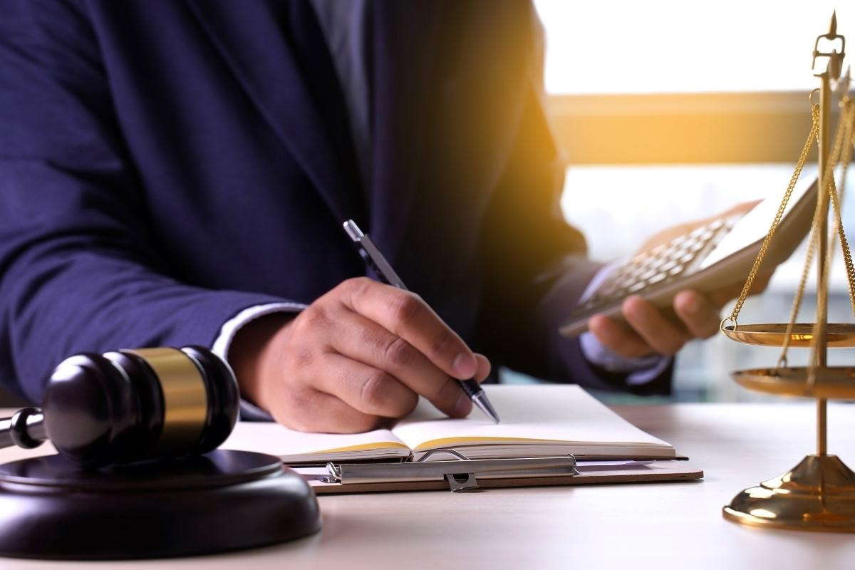 İşçilerin ve İşverenlerin Hak ve Sorumlulukları Nelerdir?