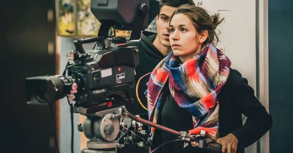 Kameraman Nedir? Nasıl Olunur?