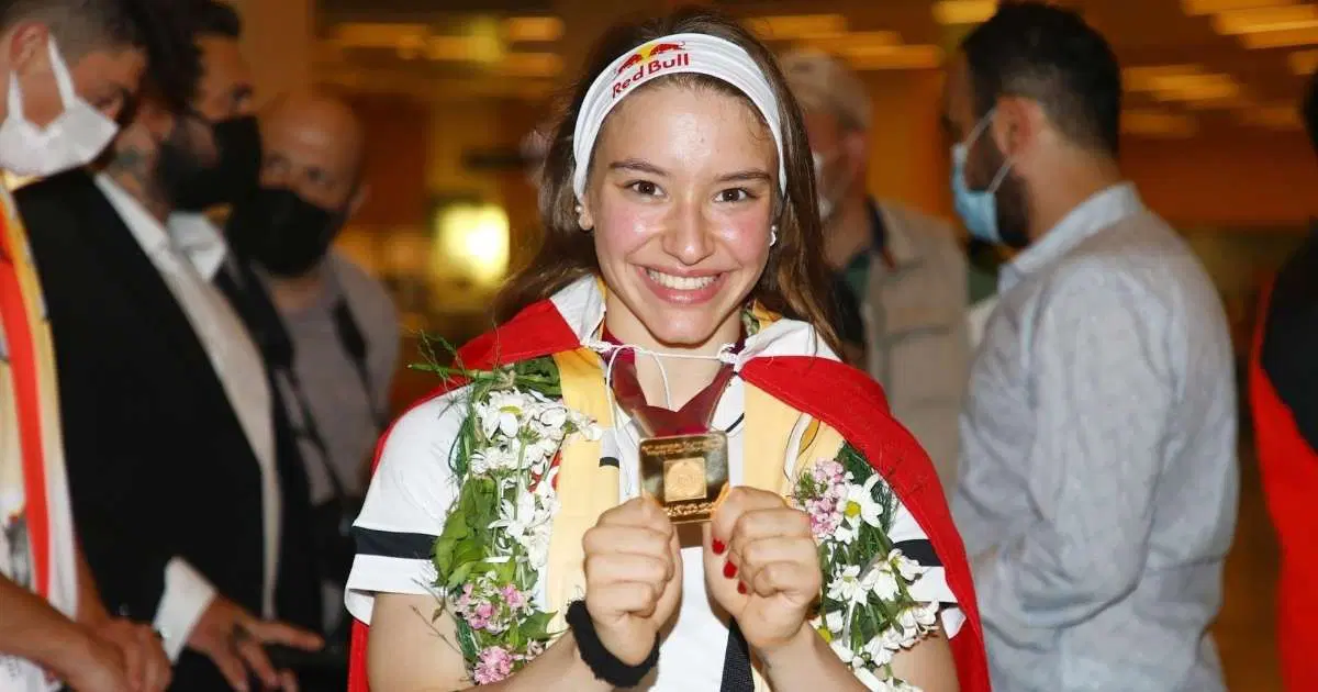 Tarihe Geçen Dünya Şampiyonu: Ayşe Begüm Onbaşı