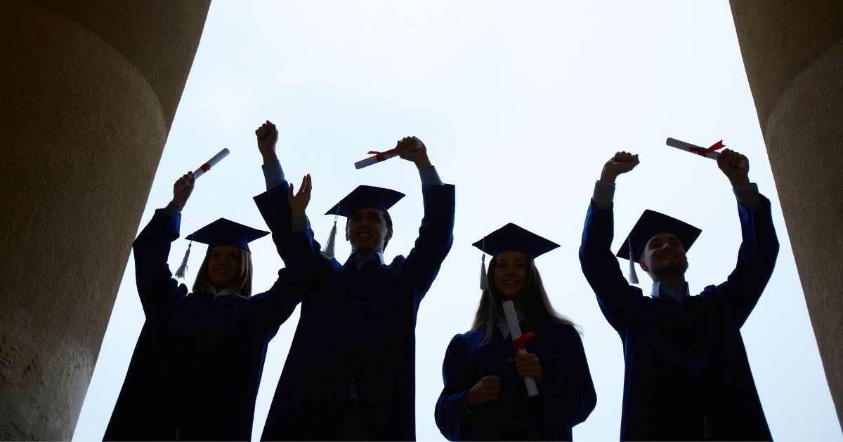 Üniversite Yıllarında Yapılması Gerekenler Listesi