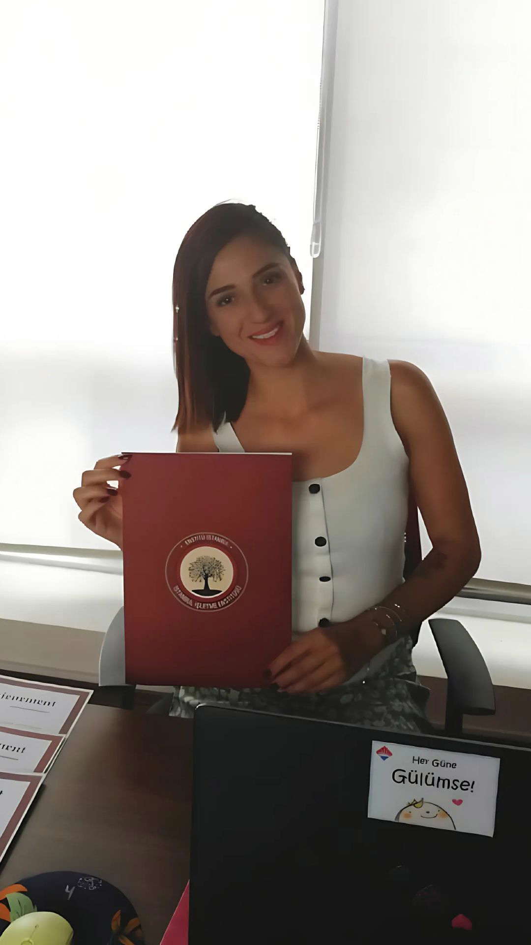 Internationally valid professional certificate sample - EU approved digital and printed certificate example 15