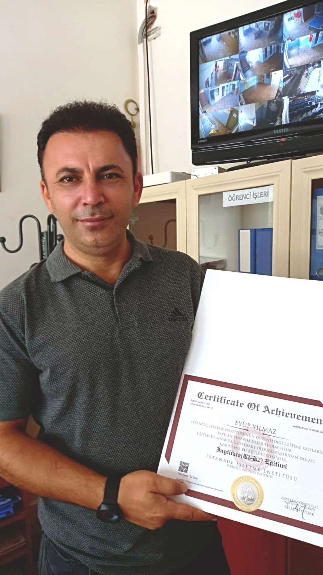 Internationally valid professional certificate sample - EU approved digital and printed certificate example 42